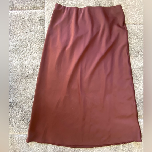 Skirt by Rachel Zoe. MIDI size. - Picture 2 of 3